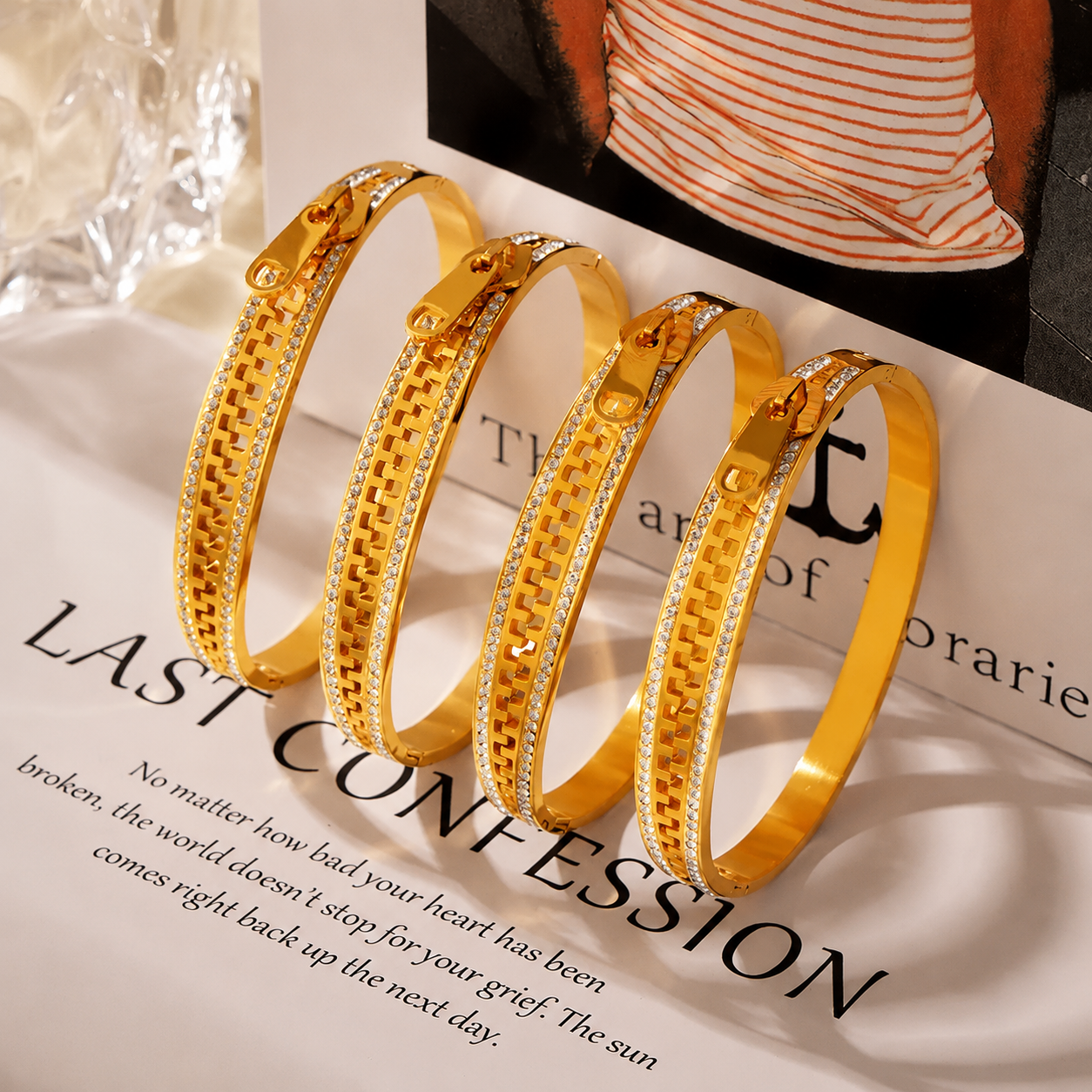 Zipline Bangle- اسوارة السحاب