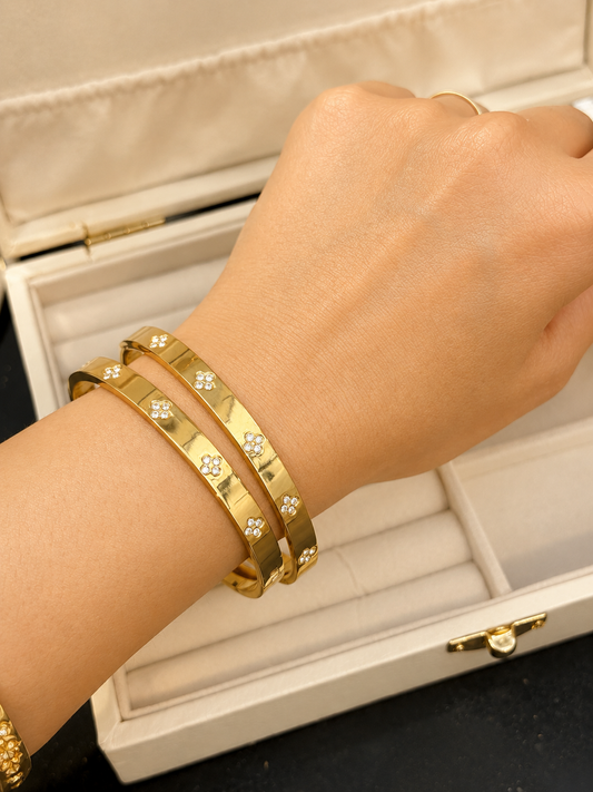 سوار كلوفر- Clover Bangle