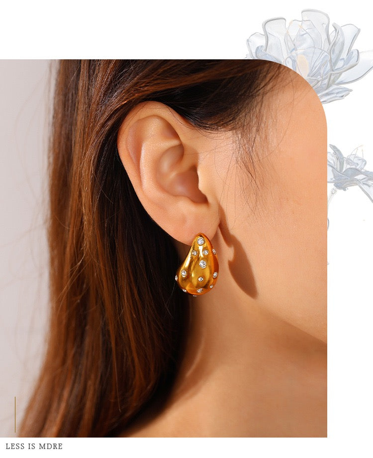 Liora Earrings -أقراط ليورا