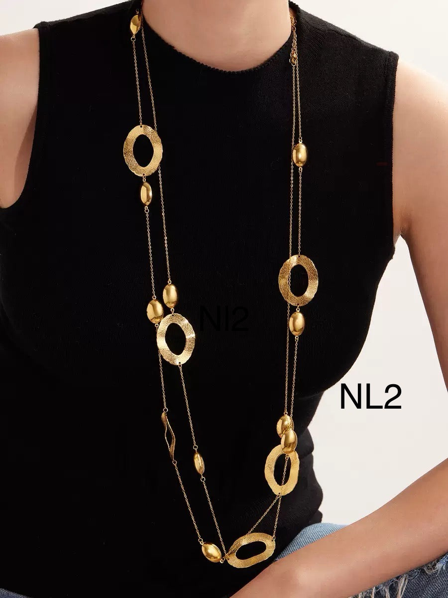 OVAL Necklace - قلادة اوفال