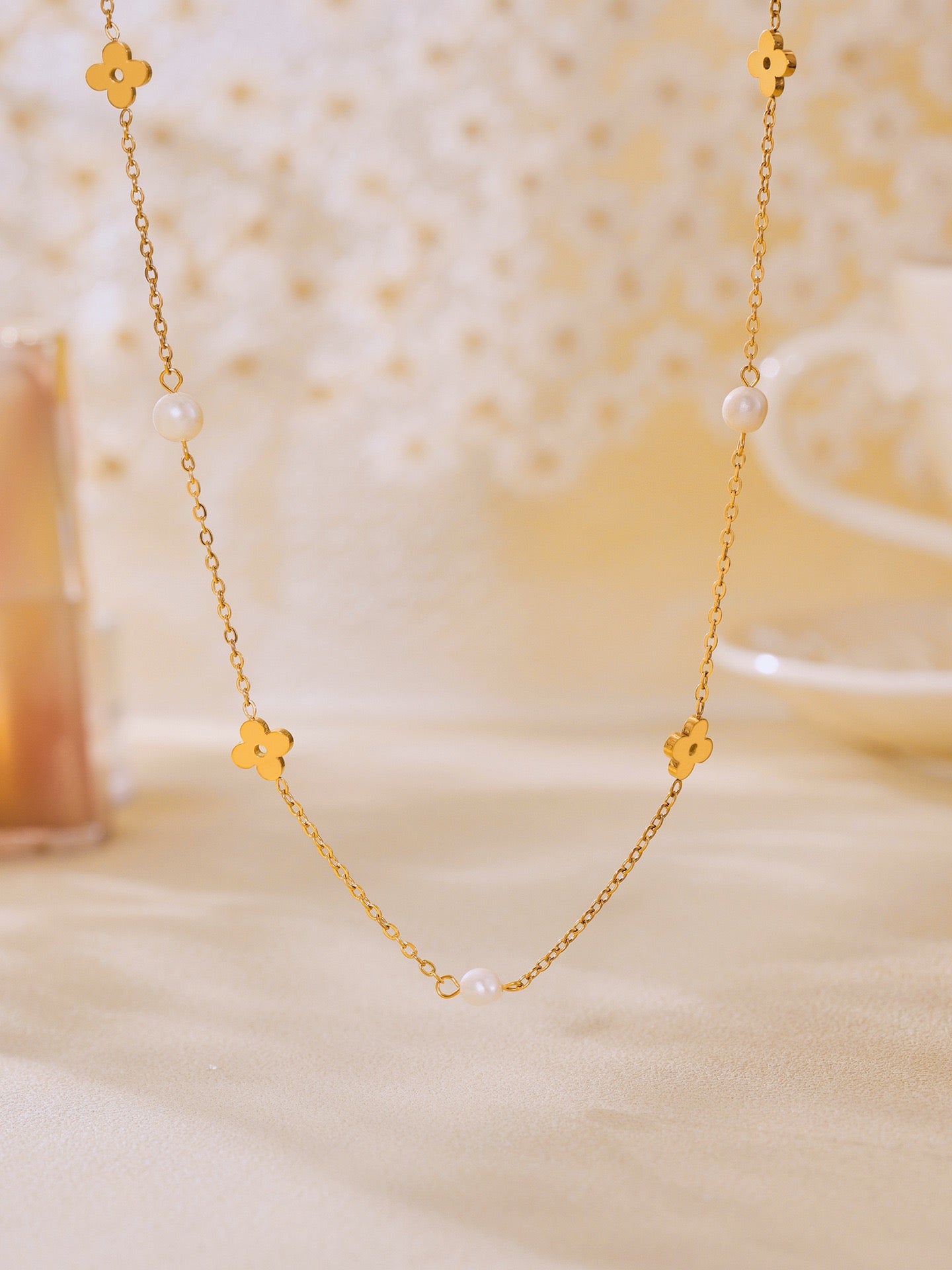 Bloom Pearl Set- طقم  بلوم بيرل