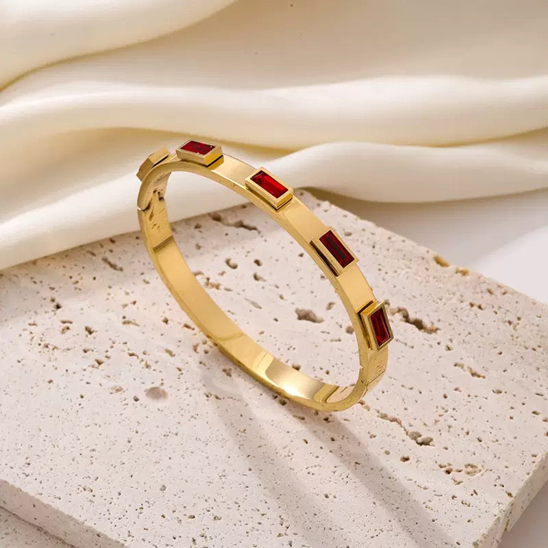 سوار فيورا ب -Viora Bracelet