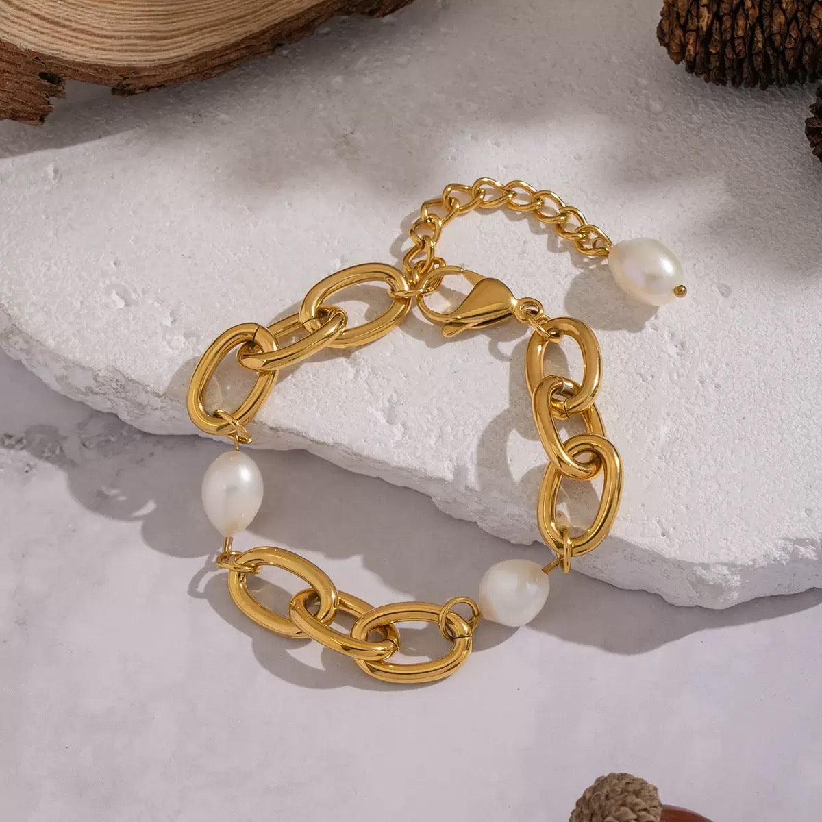 Luna Bracelet – سوار لونا 