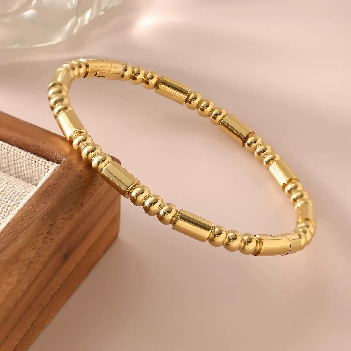 مجموعة أساور أوبال - Opal Collection bracelets