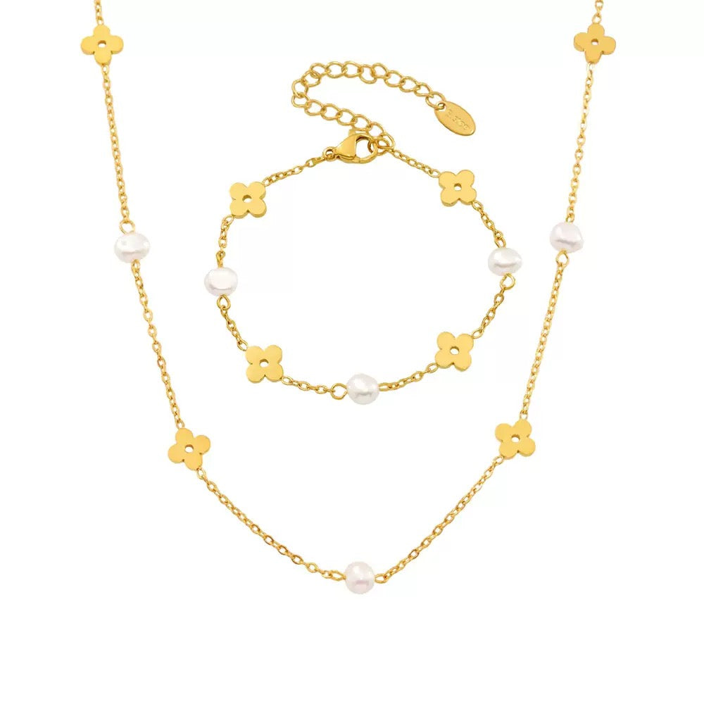 Bloom Pearl Set- طقم  بلوم بيرل