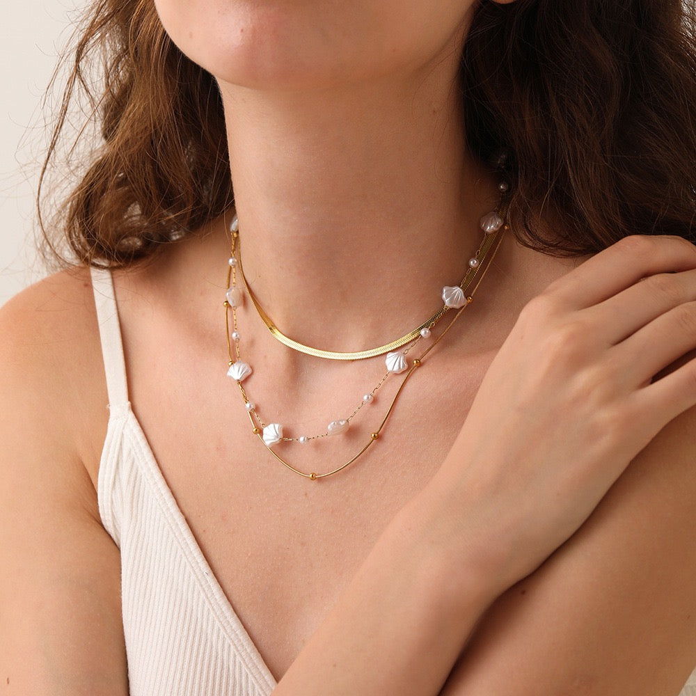 قلادة تريو سيشل- Trio Seashell Necklace